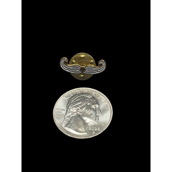 Vintage Mini White and Gold Tone Men Mustache Enamel Brooch Pin Fashion Jewelry - Picture 5 of 5